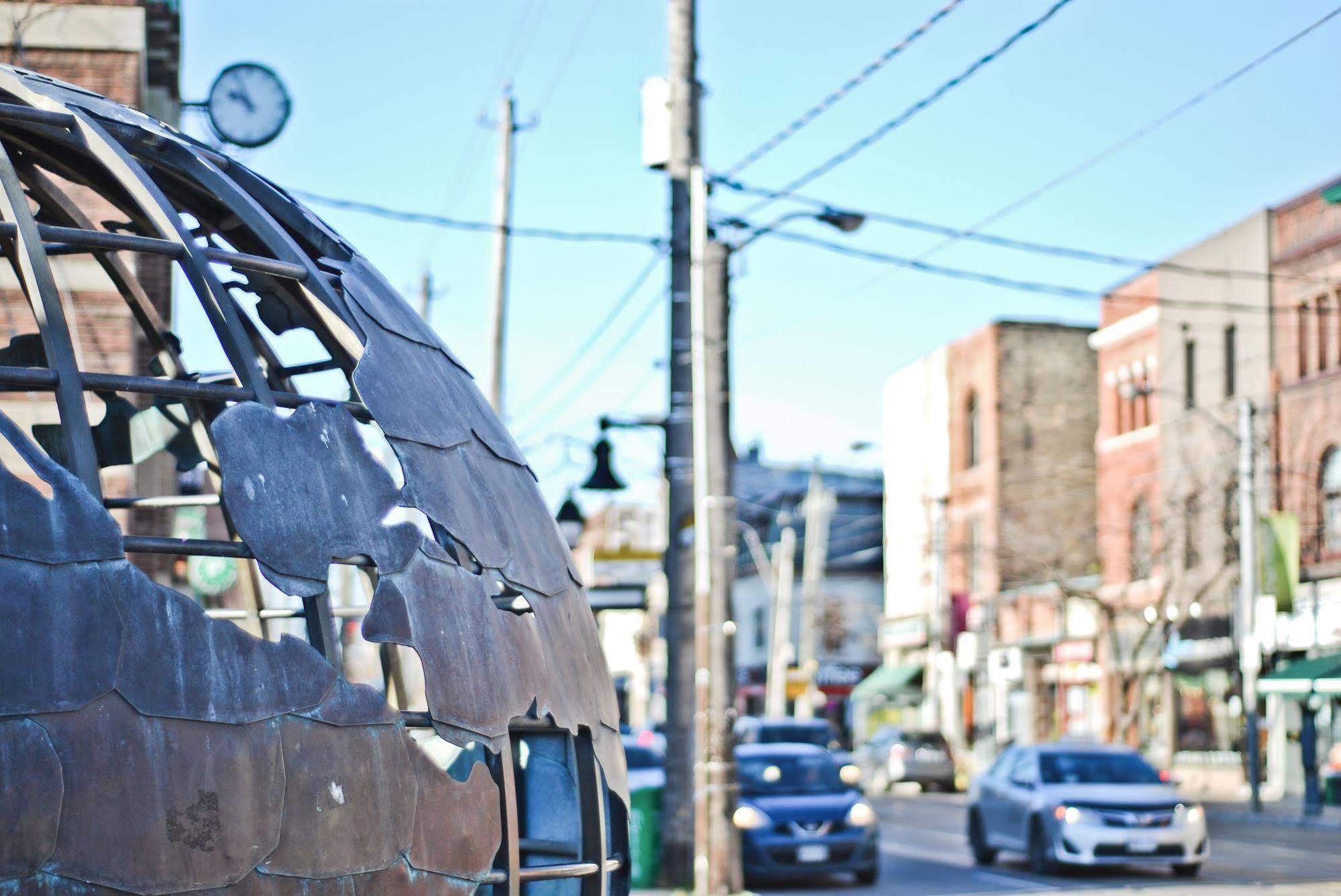 West Queen West Hotel 3*